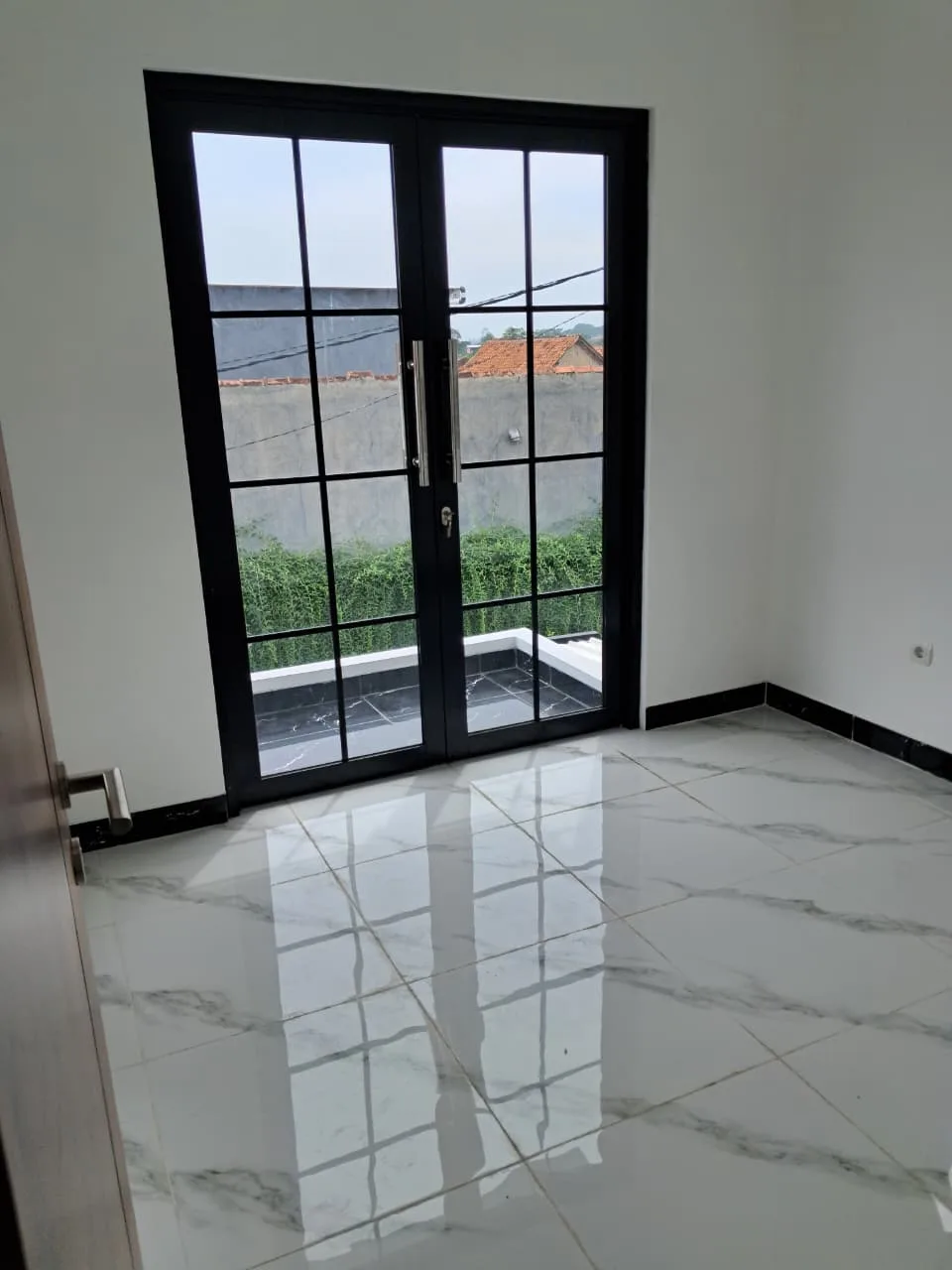 Kamar Tidur Utama Bernuansa Sejuk